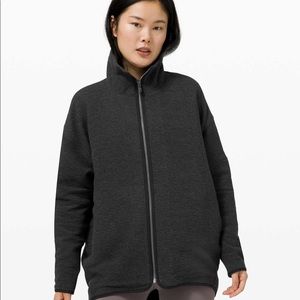 Lululemon peaceful moments full zip - size 8
